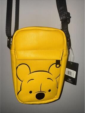 Disney Women/Kids Crossbody Bag Winnie The Pooh NWT Yellow